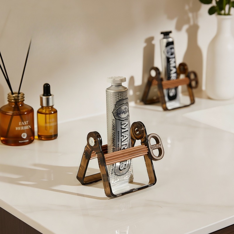 Luksusowy ręczny wyciskacz do  – Luxury Skincare Cleanser recenzja i cena
