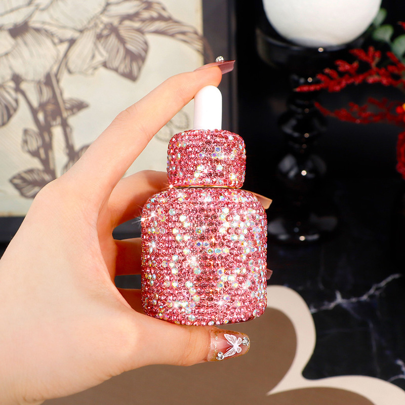 Esencje podróżne w stylu light – Luxury Skincare Essence recenzja i cena